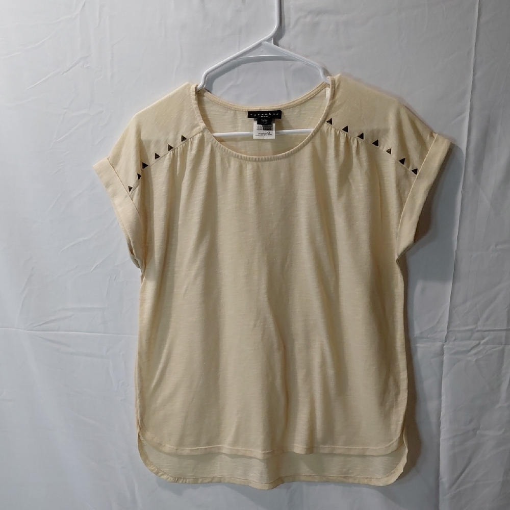 Metaphor Cream Short Sleeve Scoop Neck Blouse with Triangle Cutouts